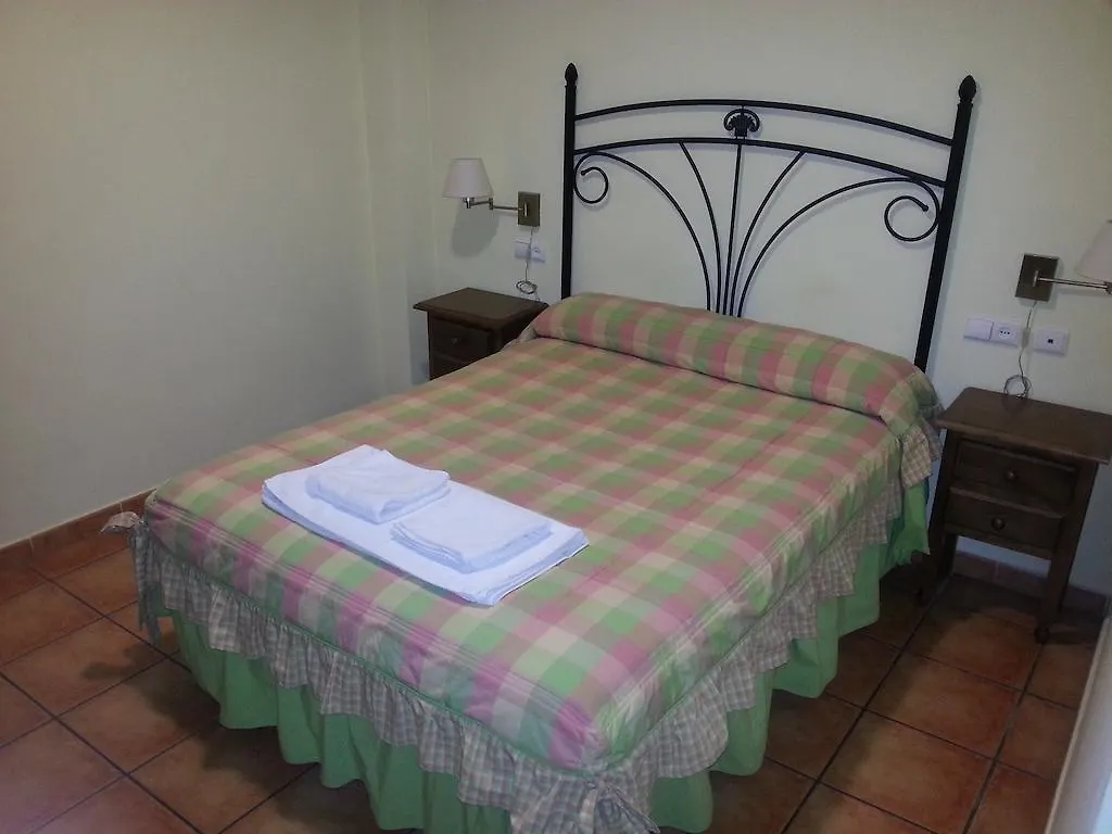 Hostal Las Tres Jotas Alcaracejos Guest house
