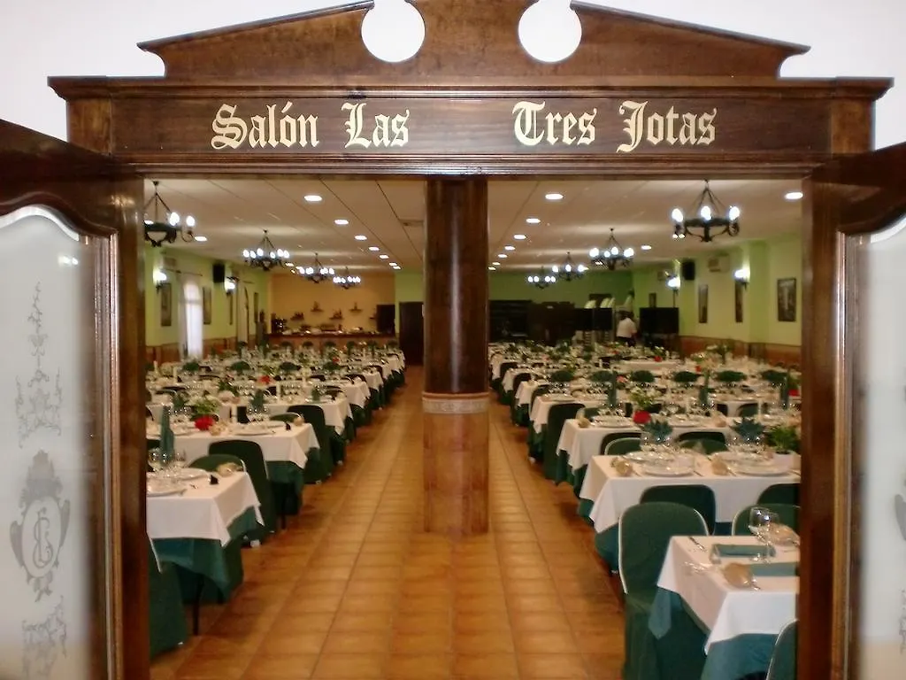 Hostal Las Tres Jotas Alcaracejos Guest house
