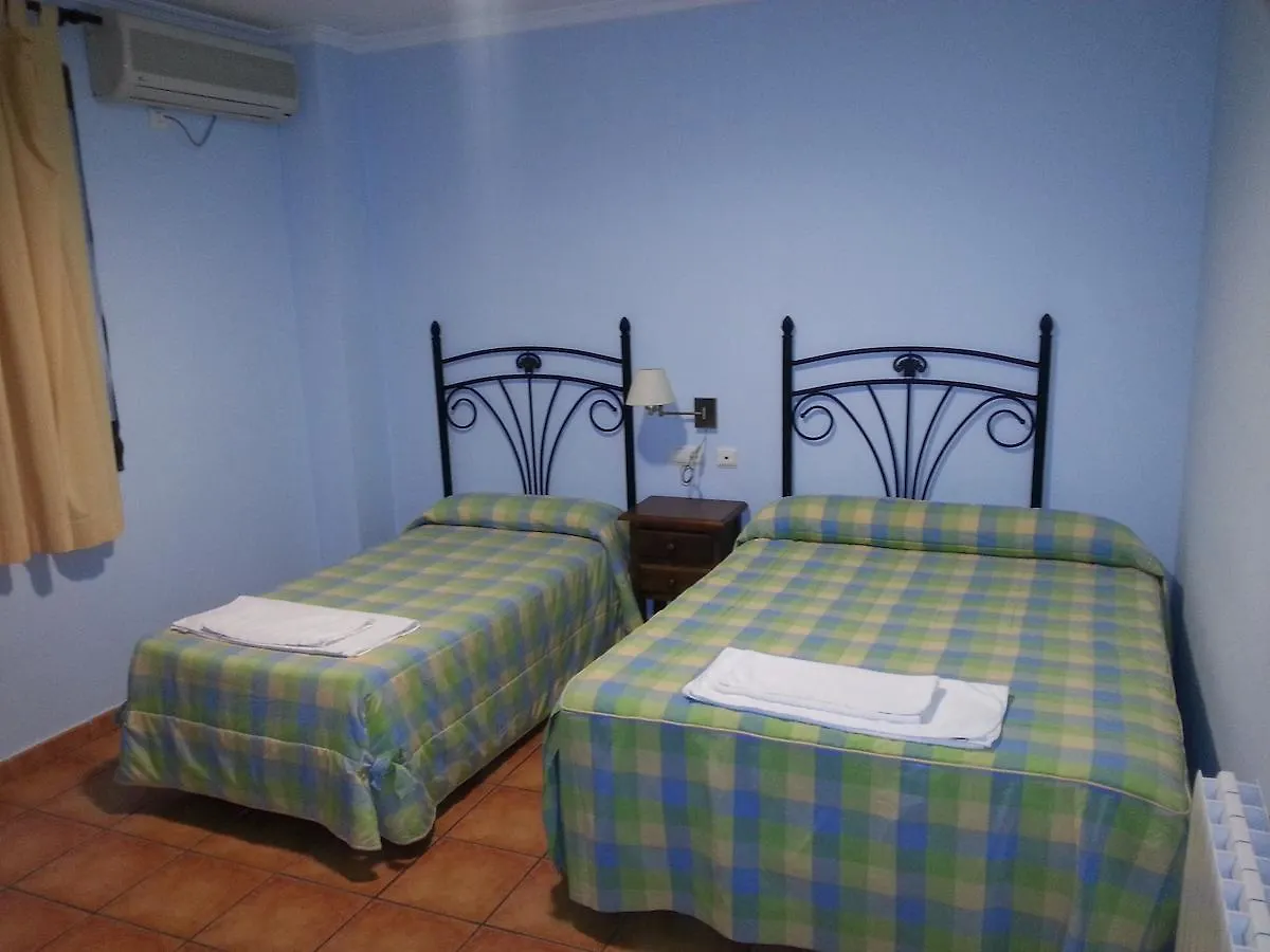 Hostal Las Tres Jotas Alcaracejos Guest house